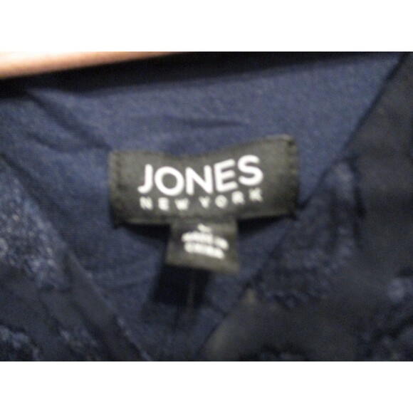 Jones New York Women’s Blouse Sz L Navy Textured Sheer Overlay 3/4 Sleeve Tunic - Picture 5 of 8